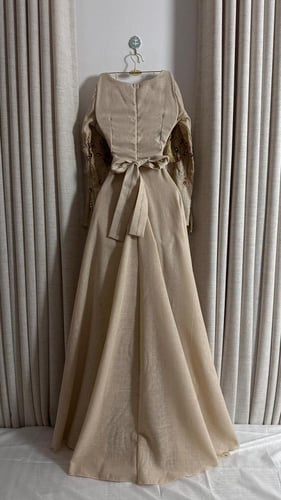 جلابيه لنن مع تطريز كمبيوتر