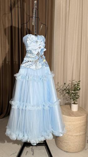 فستان ميكادو مع ورد ليزر