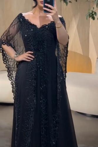 فستان شيفون مبطن مع تطريز يدوي