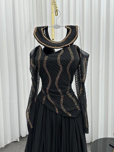 فستان شيفون مع تل فصوص