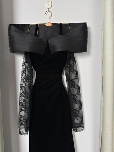 فستان مخمل كوري مع ميكادو ودانتيل وبطانه