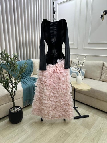 فستان مخمل كوري وورد جازار قص ليزر