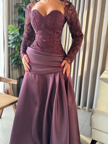 فستان تفته استرتش ودانتيل