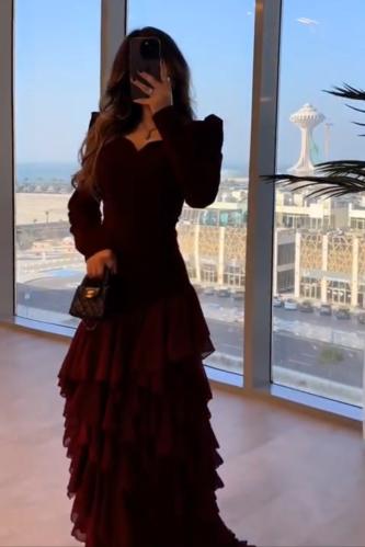 فستان جوخ مع شيفون