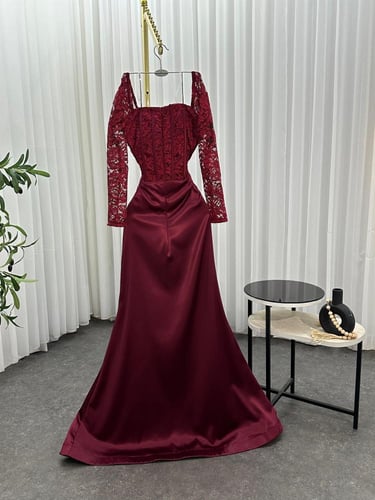 فستان دانتيل على تفته استرتش