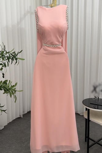 فستان شيفون على بطانه