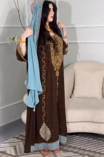 جلابيه شيفون مع تطريز يدوي و شيله