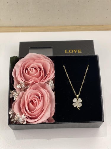 سلسال مطلي ذهب