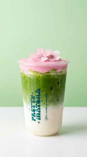 Strawberry Creamy Matcha