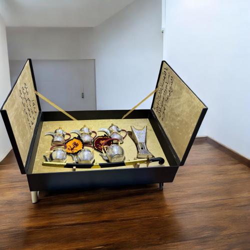 بوكس الالمنيوم الكحلي مع السيف