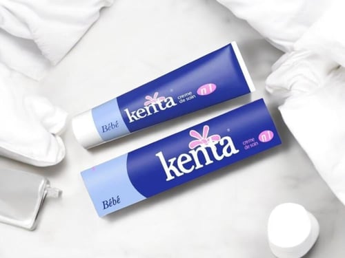 ‎مجموعة التفتيح الطبيعية زيت الورد وكريم وصابون كي...