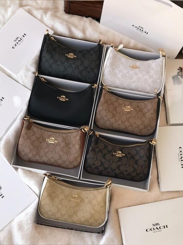 "حقيبة كوتش مستر باللون الأسود - تصميم عصري مع تفا...