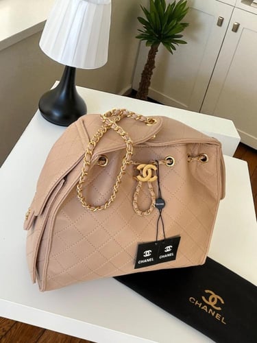 حقيبة شانيل البيج: أناقة متجددة وفخامة لا مثيل لها