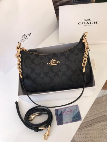 "حقيبة كوتش مستر باللون الأسود - تصميم عصري مع تفا...