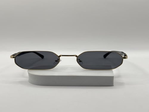 نظارة برادا