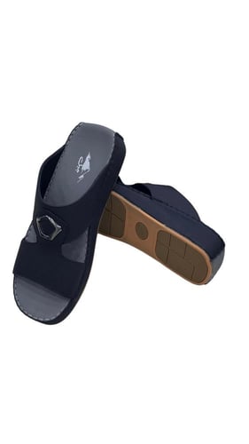 حذاء جبل SF-7