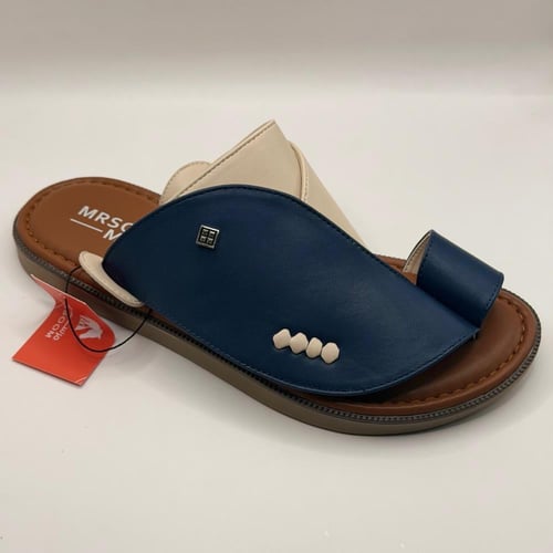 حذاء مرسوم 2601