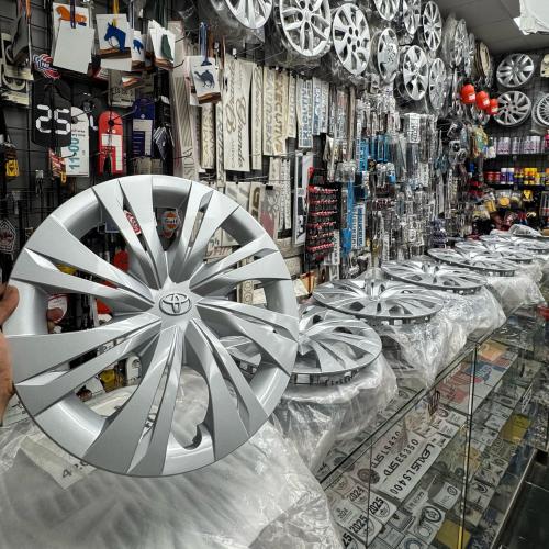 طيس كامري 2025 اصلي جديد طقم