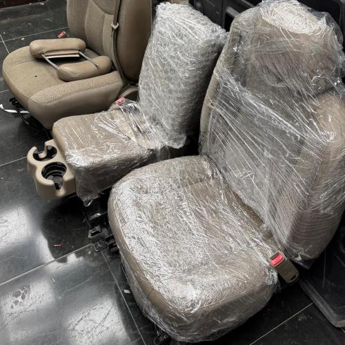 مقاعد جمس استاندر 2006 غمارة