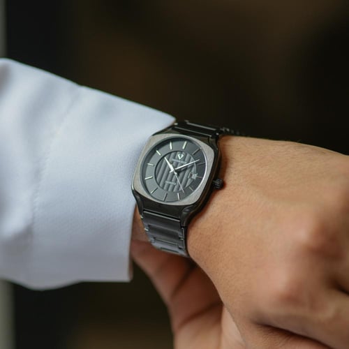 طقم الكاريزما