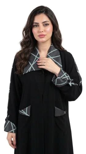 عباية بليزر سوداء مع تدخيلات جاكار وجيوب من الامام- OS382