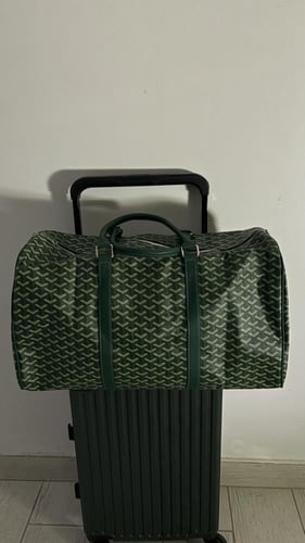 شنطـة جويارد يد للسفر