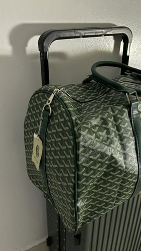 شنطـة جويارد يد للسفر