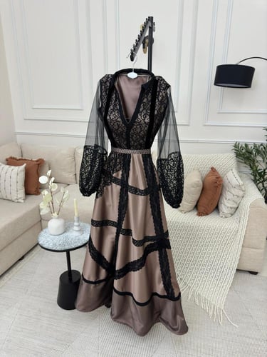 فستان فاتن فتان