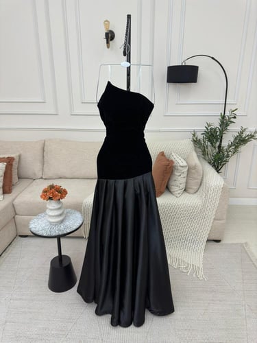 فستان جوخ تصميم خيال اطلاله فريده