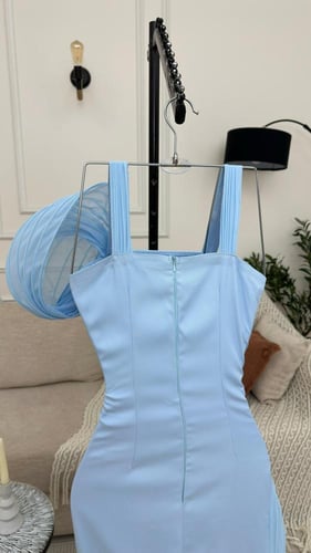 فستان سماوي فخم