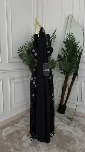 فستان لطيفه