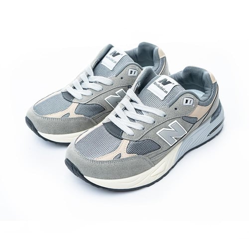 حذاء رياضي رجالي كاجوال مريح موديل 105