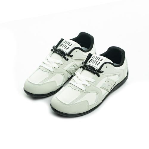 حذاء رياضي خفيفة الوزن نسائي من نيو نيوبالون -200-...