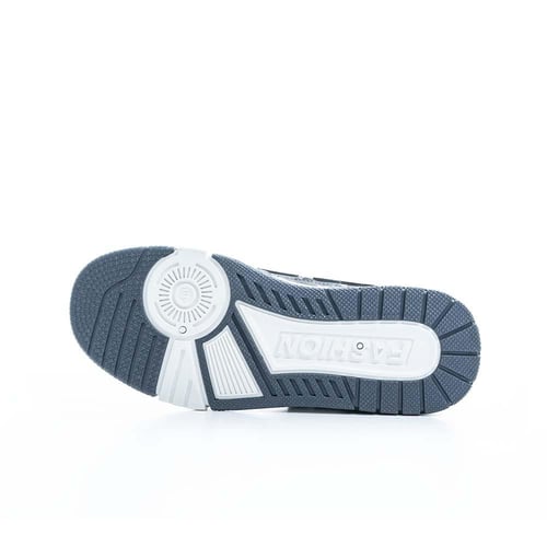 حذاء رياضي رجالي كاجوال بتصميم عصري – صناعة فيتنام...