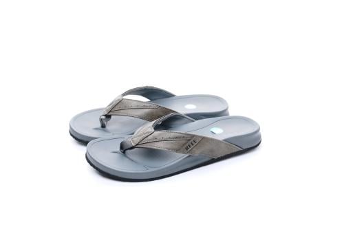 سليبر رجالي برازيلي خفيف الوزن RFEE 2032