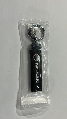 تعليقه مفاتيح بشعار NISSAN