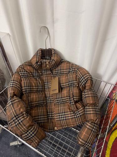 جاكيت Burberry