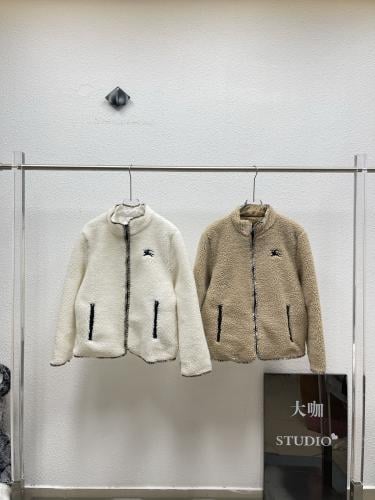 جاكيت Burberry