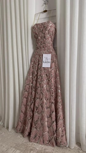 فستان إستبرق