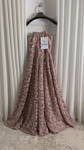 فستان إستبرق