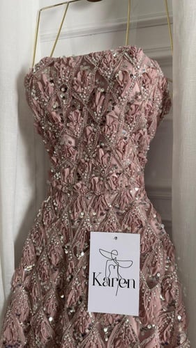 فستان إستبرق