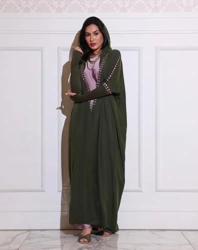KHAKI TRIA Δ