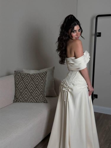 فستان أشواق