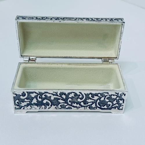 علبة كلاسيك مستطيل