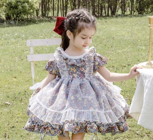 فستان فكتوريا نفاش