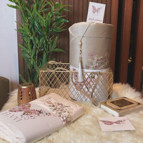 هدايا رمضان / هدية رمضانية موديل (مع مصحف) رقم ٦