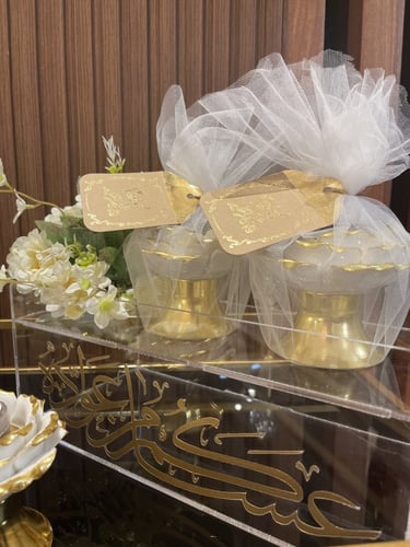 مبخرة سيراميك ورد ابيض مع ذهبيّ باضافة بخور