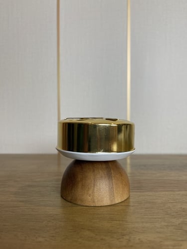 مبخرة الوردة الانيقة