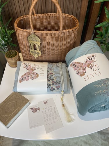 هدايا رمضان / هدية رمضانية (بدون مصحف) موديل رقم ٤