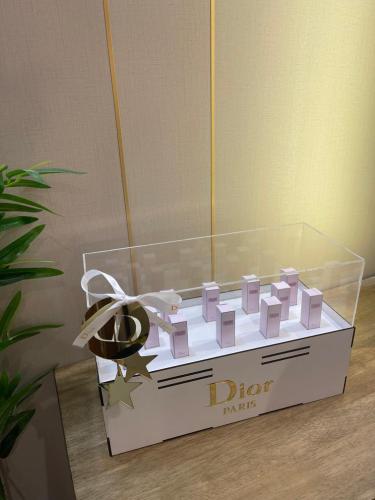 بوكس مس ديور (١٢ عطر )